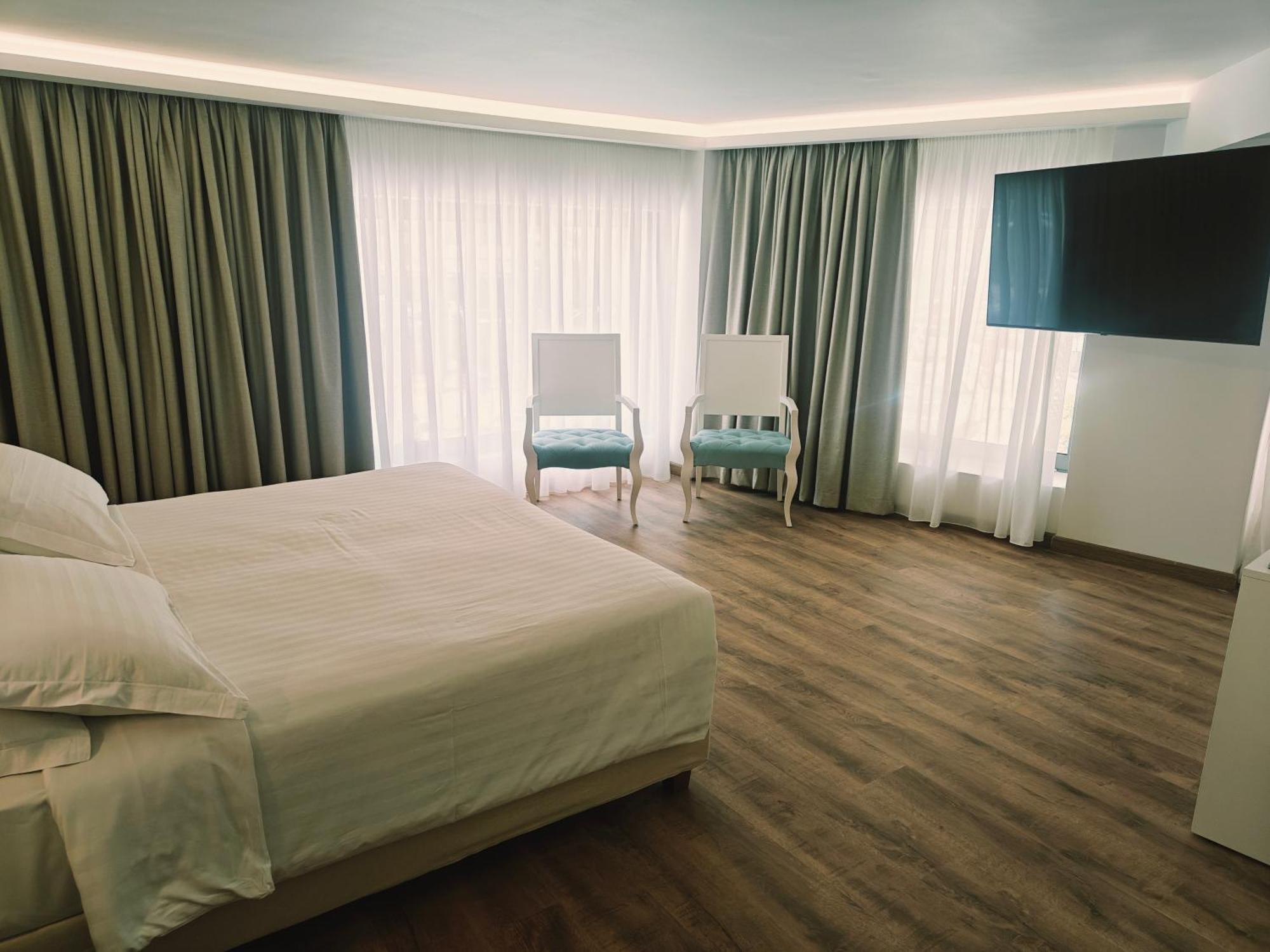 Ibiscus Hotel Rhodes City Ngoại thất bức ảnh