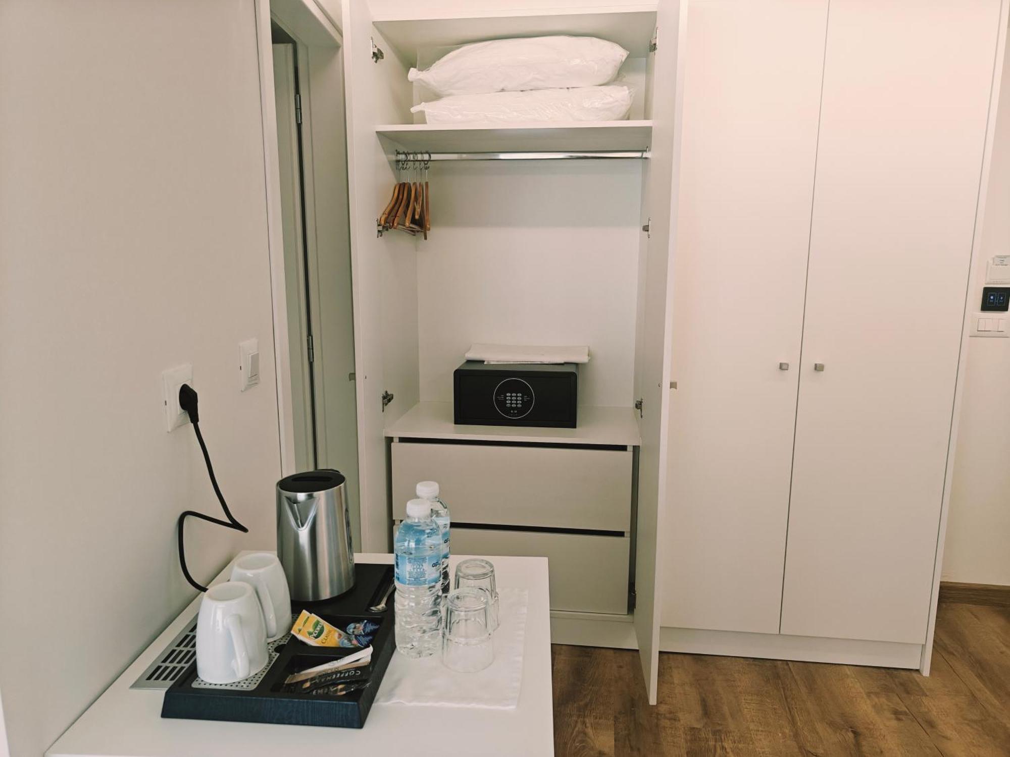 Ibiscus Hotel Rhodes City Ngoại thất bức ảnh