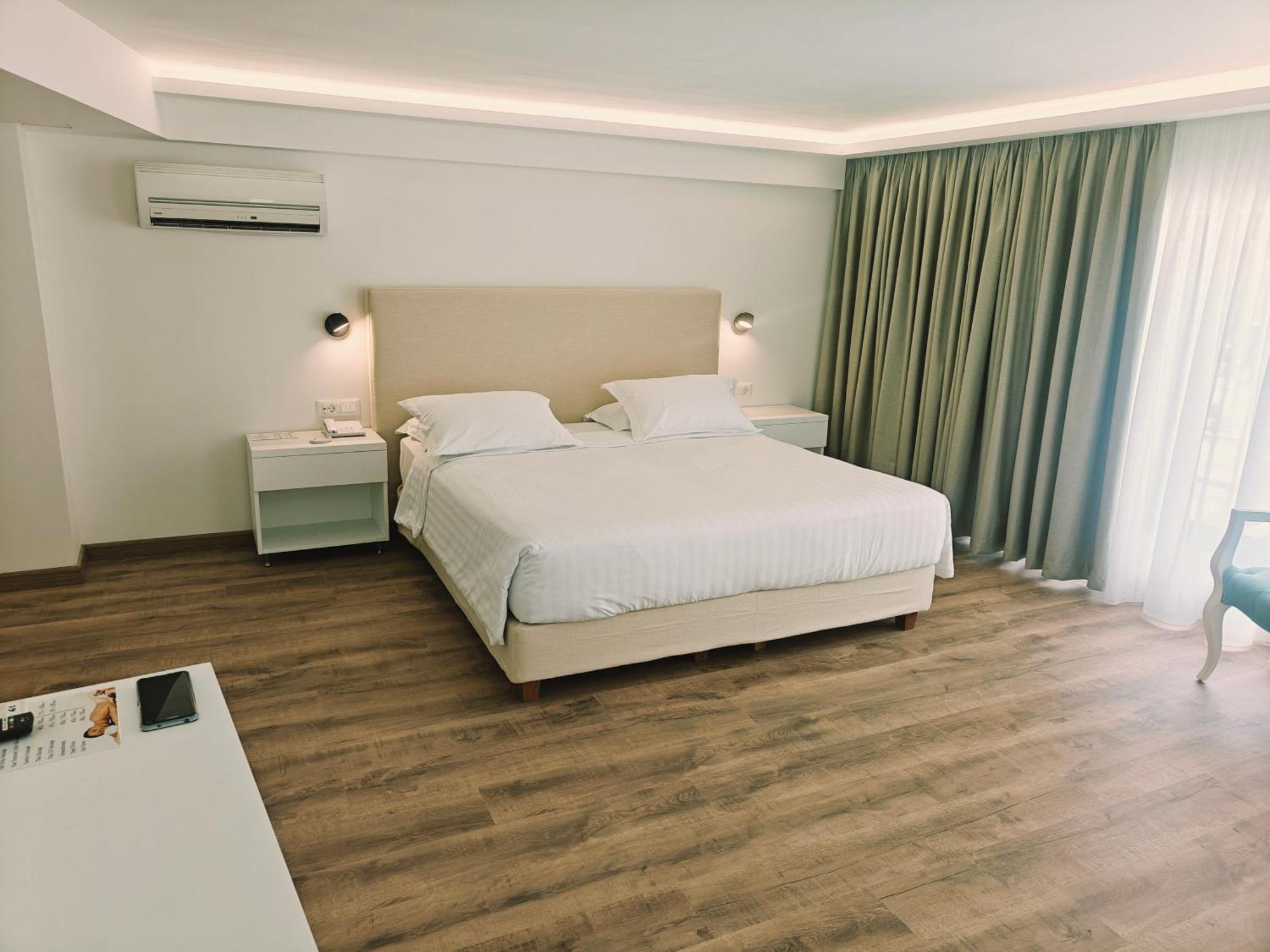 Ibiscus Hotel Rhodes City Ngoại thất bức ảnh