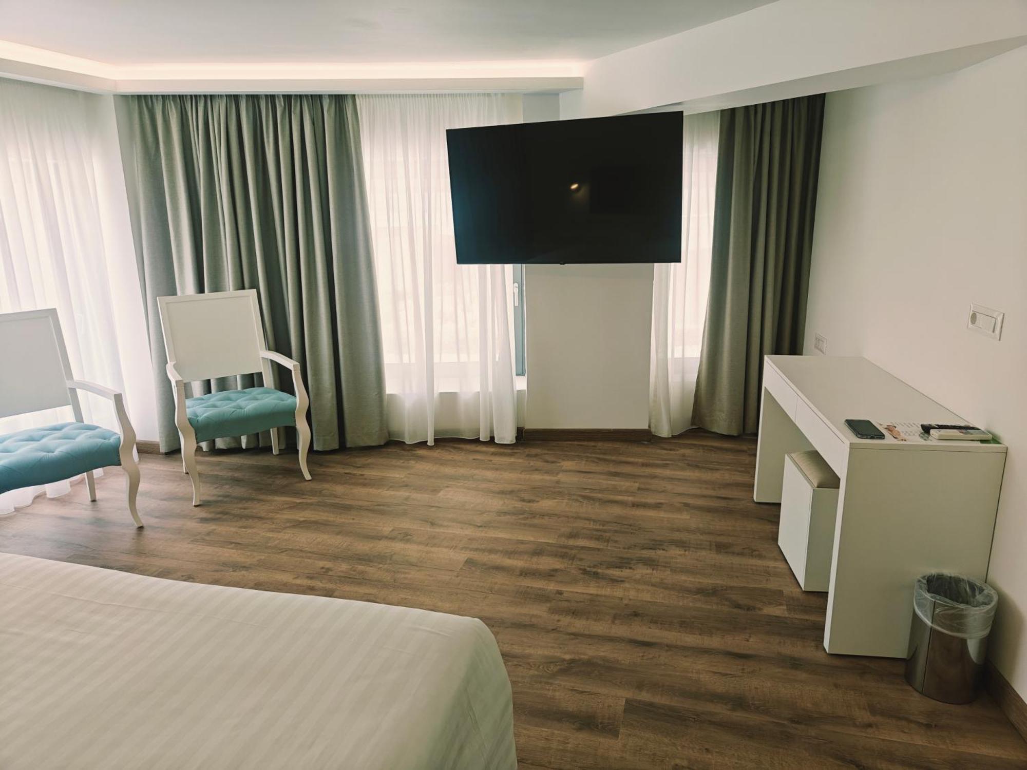 Ibiscus Hotel Rhodes City Ngoại thất bức ảnh