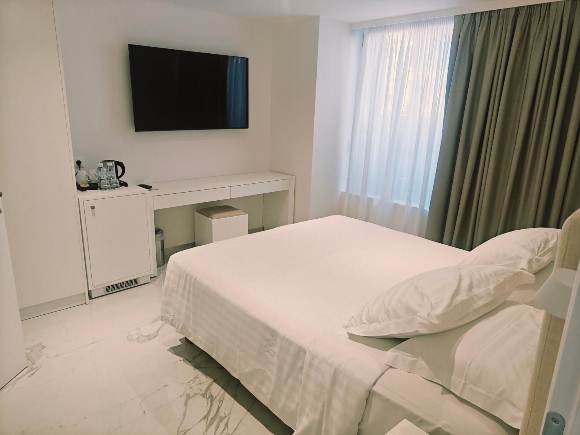 Ibiscus Hotel Rhodes City Ngoại thất bức ảnh