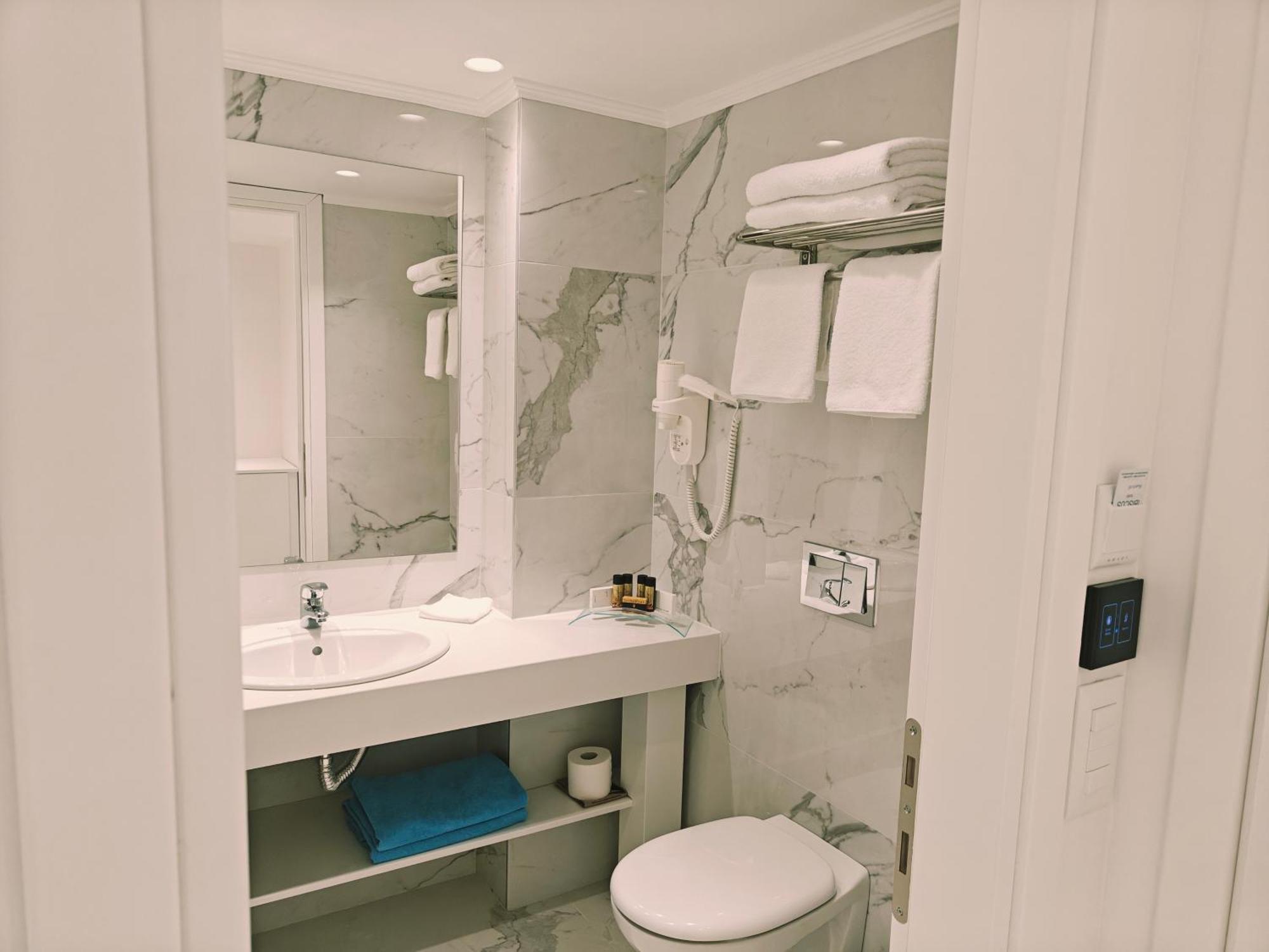 Ibiscus Hotel Rhodes City Ngoại thất bức ảnh